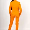 pomarańczowy garnitur damski Roberta tył