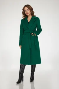 zielony płaszcz wiązany