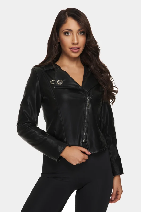 czarna kurtka ramoneska